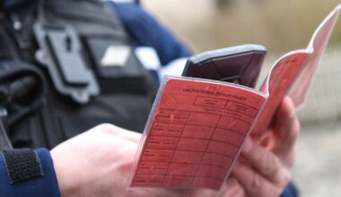 Saint-Étienne. La police arrête un homme sans permis et sans assurance au volant d’une luxueuse berline