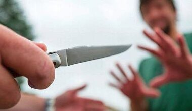 condamné pour cinq coups de couteau à un inconnu en centre-ville