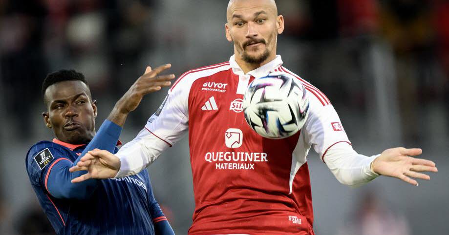 Football. Porté par Ajorque et Del Castillo, Brest atomise Nice et lance enfin sa saison de Ligue 1