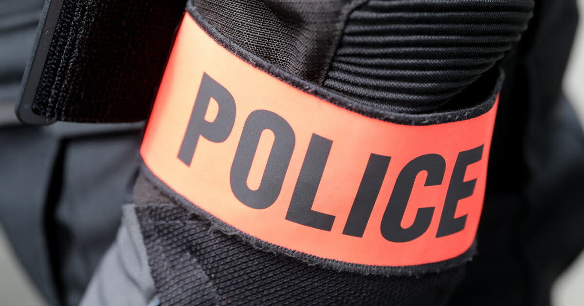Loire. Il tente de se débarrasser de quinze pochons de cocaïne... sous les yeux des policiers