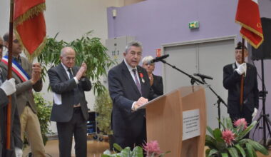 Le Chambon-Feugerolles. Jean-François Barnier a été fait Chevalier de la Légion d’honneur