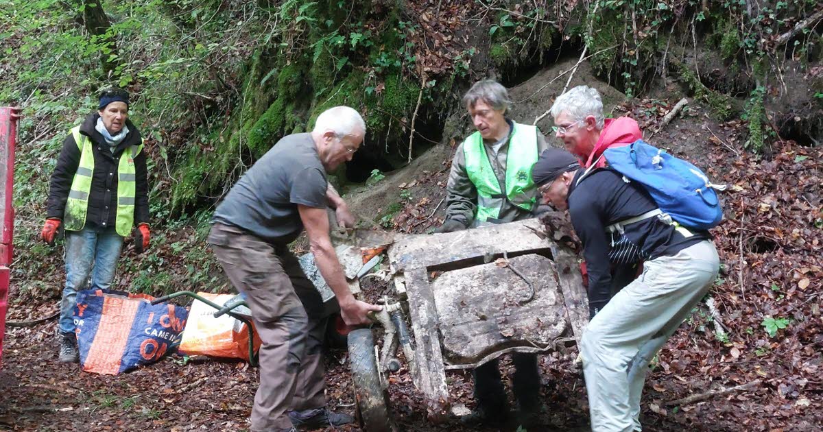 Proveysieux. Opération Chartreuse propre sur le Tenaison, une première pour le village !