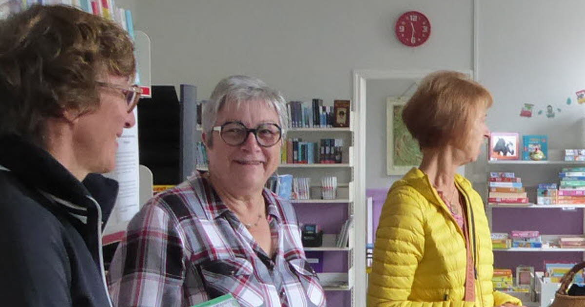 Damvillers. Une autrice offre son livre à la bibliothèque