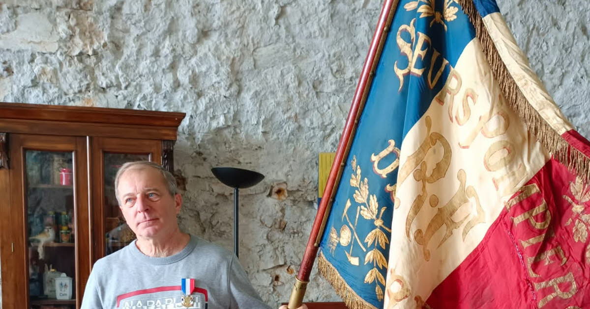 Corenc. Une médaille remise au porte-drapeau Philippe Thomasset