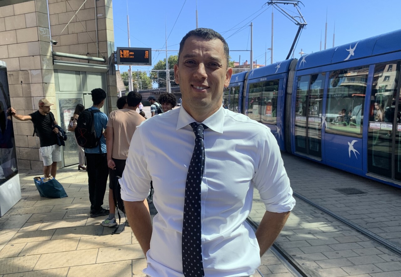 Rhany Slimane (LFI) veut rompre avec le "macroniste Delafosse"