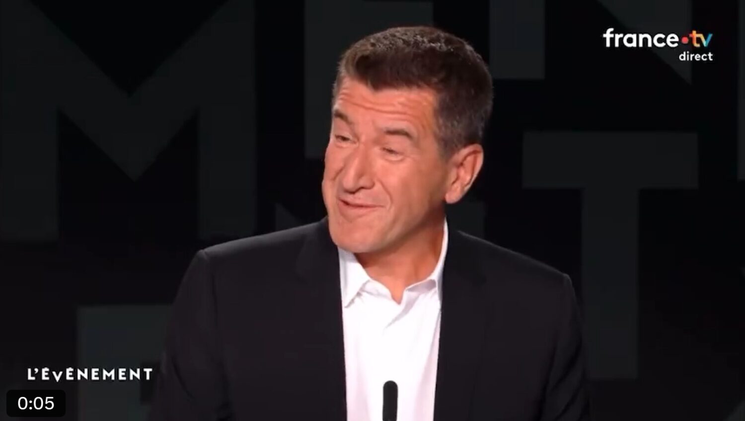 Le milliardaire de gauche Matthieu Pigasse sur France 2 : entre-soi de bon aloi