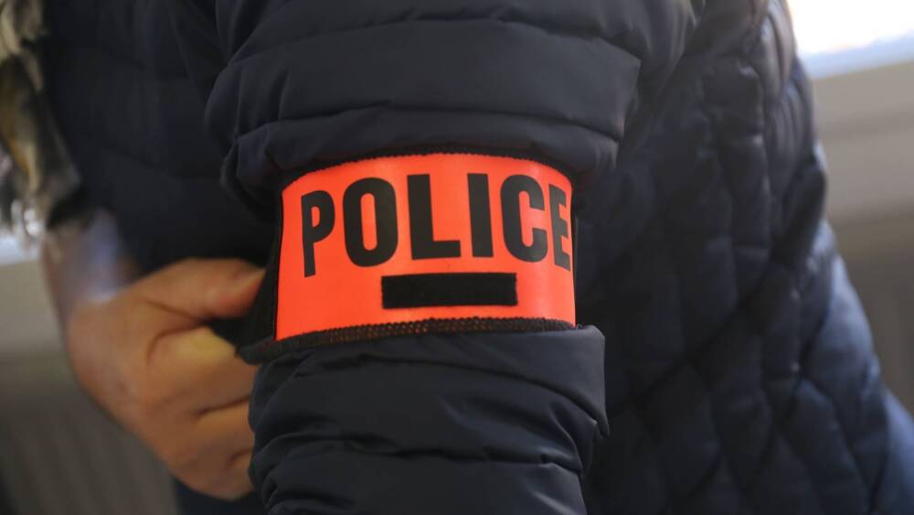 Maîtrisé par des employés du magasin alors qu'il tentait de voler des ordinateurs portables rue Sainte à Marseille