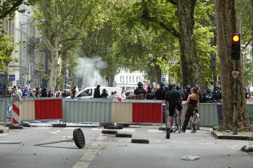 La manifestation sauvage est toujours en cours dans le 3e arrondissement de Lyon.