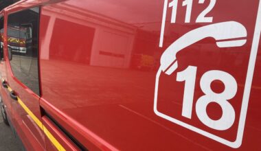 Près de Saint-Étienne. Une voiture percute violemment un portail, un homme dans un état critique