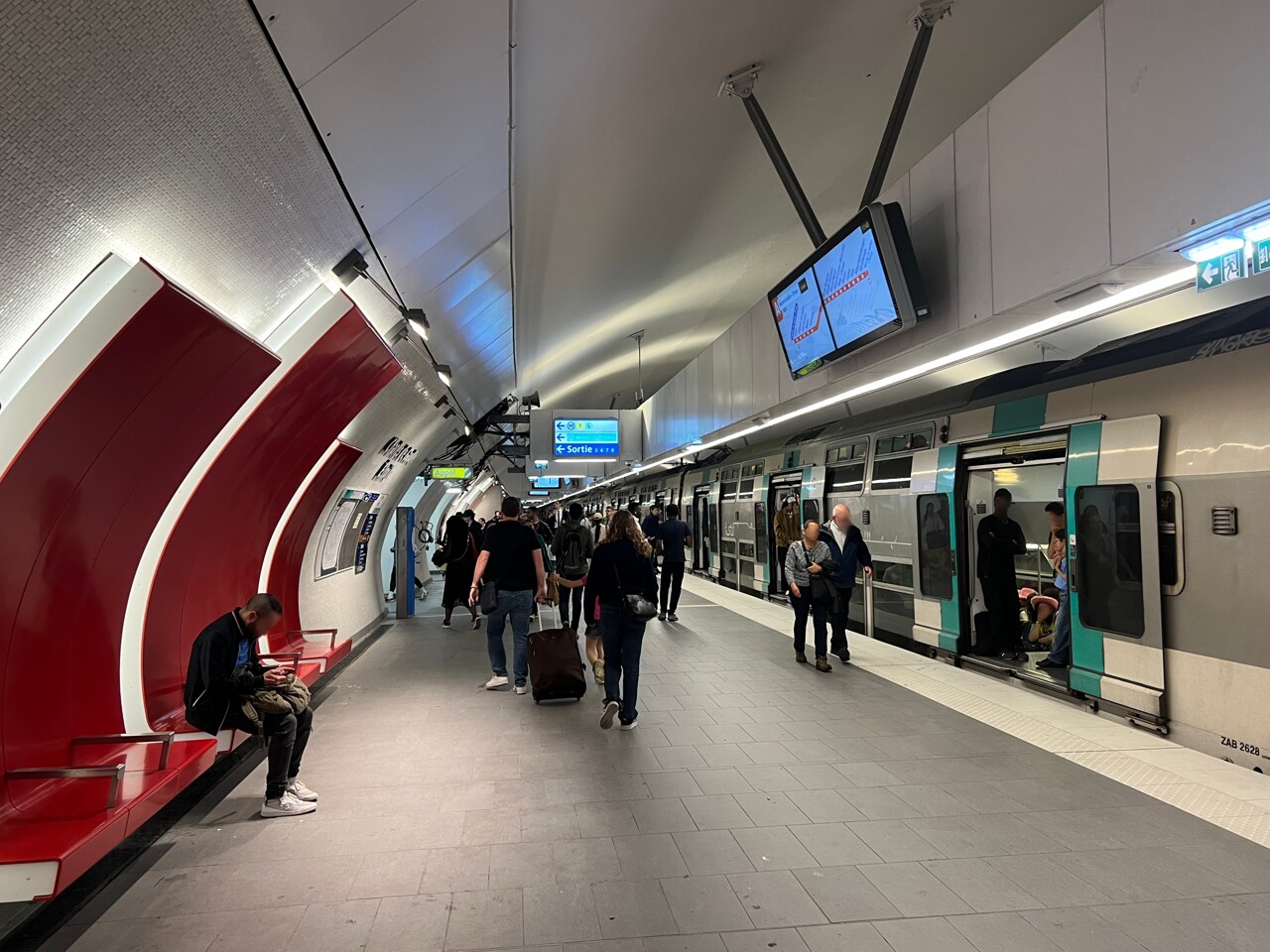 RATP. Accident grave de personne sur le RER A, le trafic des trains perturbé sur une grande partie de la ligne