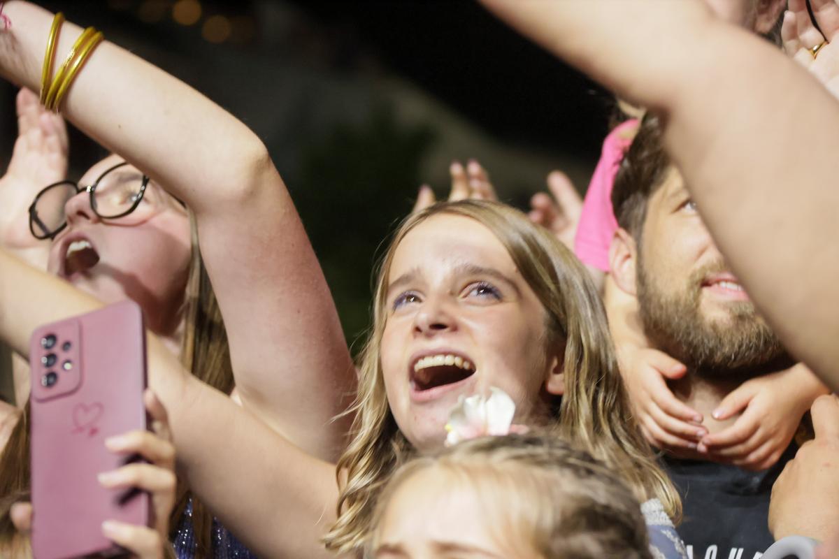 La foule a été très enthousiaste tout au long de ce concert de grande classe.