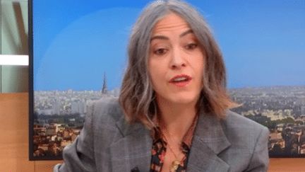 "Ce qui change d’un album à l’autre, c’est l’évolution" : Keren Ann présente son album Paris Amour