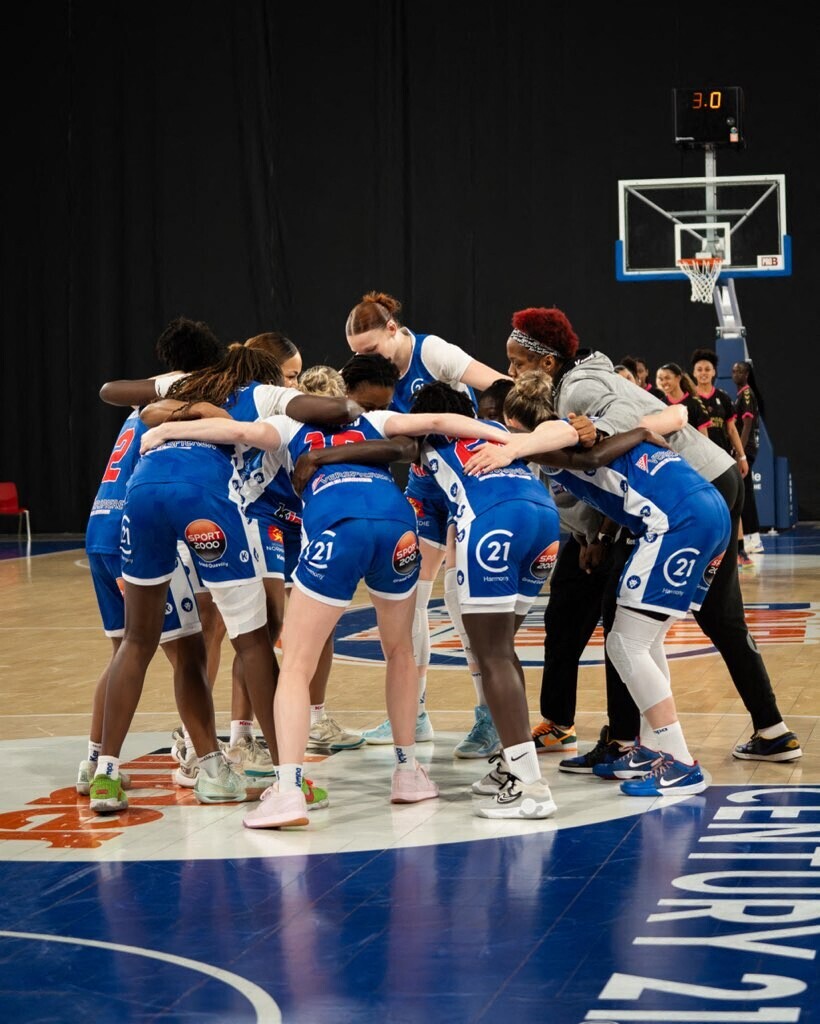 les filles du Rouen Métropole Basket montent en Ligue 2 !