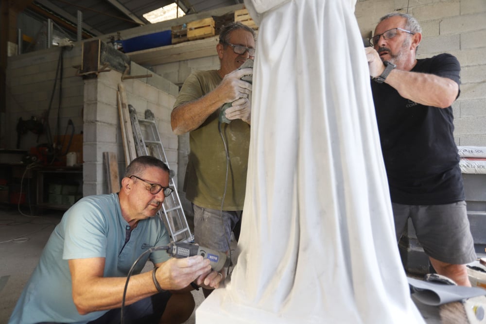 Le seul Saint de Corse aura bientôt sa statue en marbre à Corte grâce au travail des frères Aragni