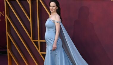 ventre rond surprise sur le tapis rouge de « Downton Abbey III »