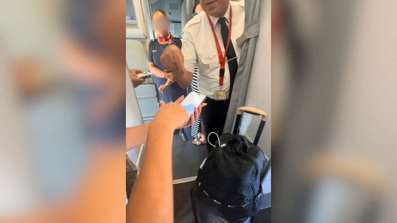 Ces Américaines pensent prendre l'avion "to Nice", elles ont une énorme surprise à bord