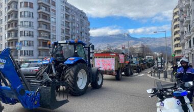appel à une "présence massive" à Grenoble le 26 septembre