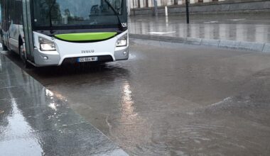 plusieurs caves et parkings sous l'eau et une personne secourue