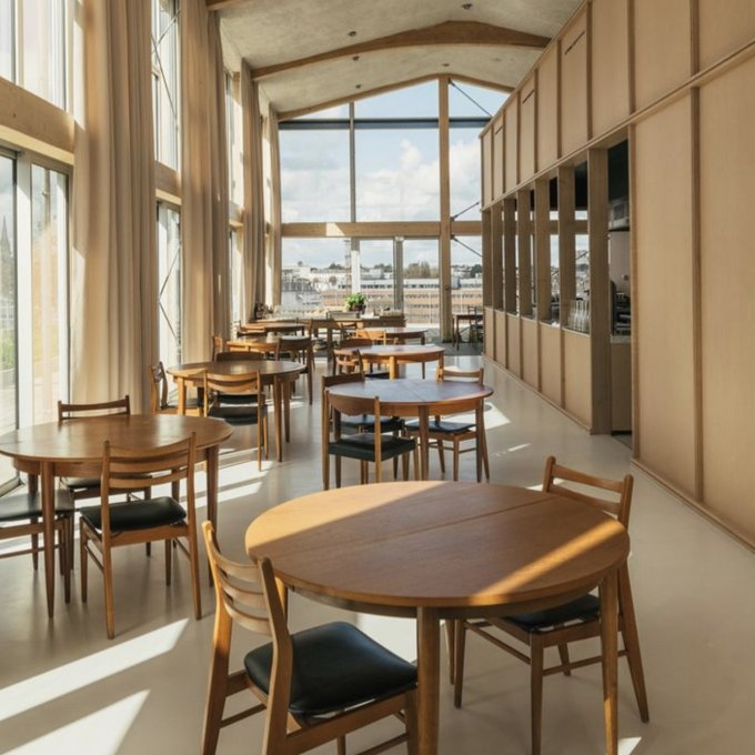 Un étoilé avec une vue et une cuisine à couper le souffle.