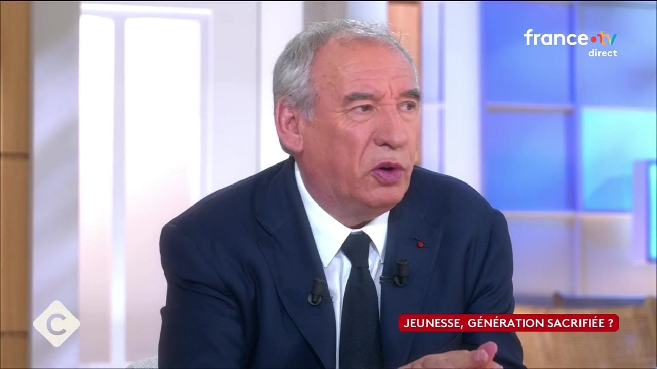 “Je vous trouve gonflé !” : François Bayrou choqué par le traitement qu’on lui réserve, il dévoile des coulisses inédites