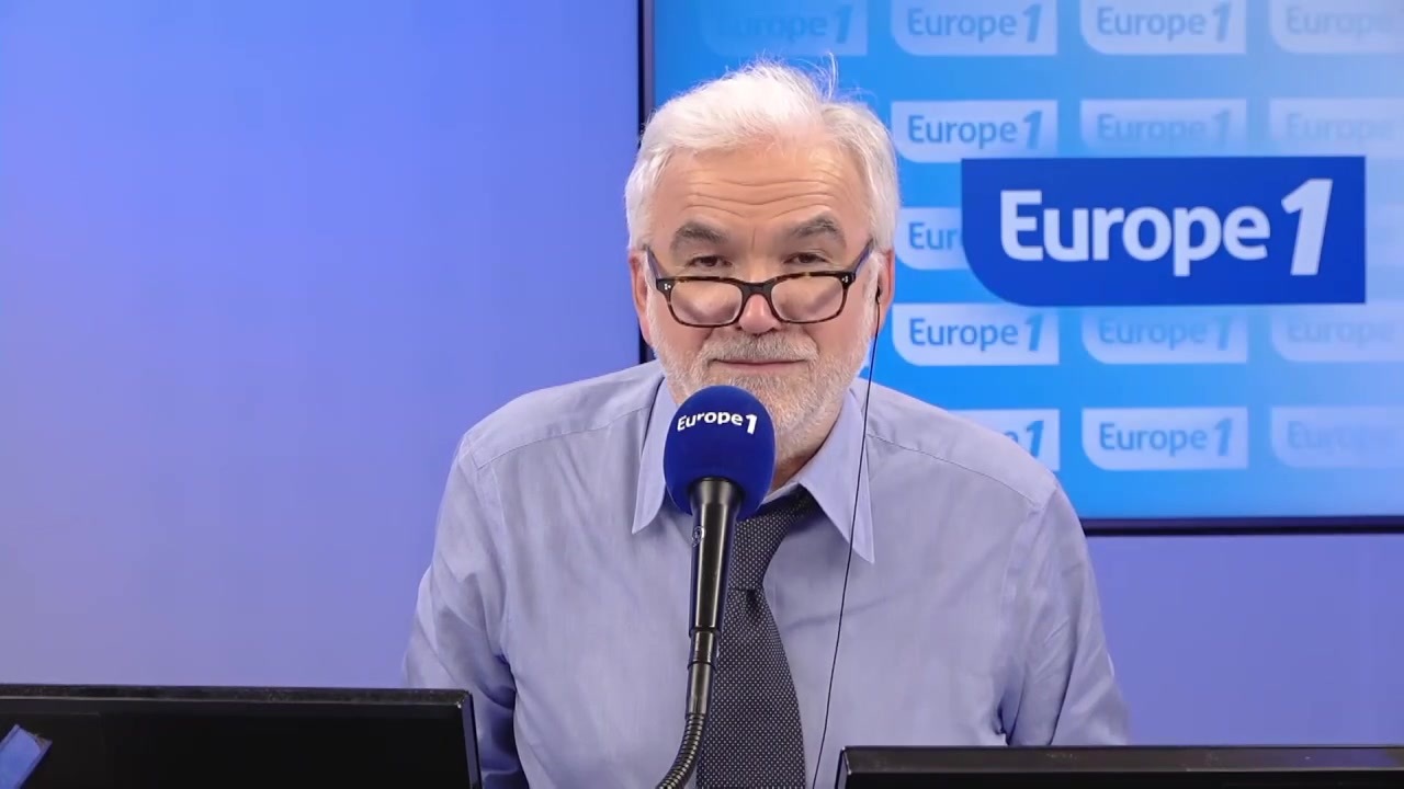 Pascal Praud atomise ses confrères et ce n’est ...