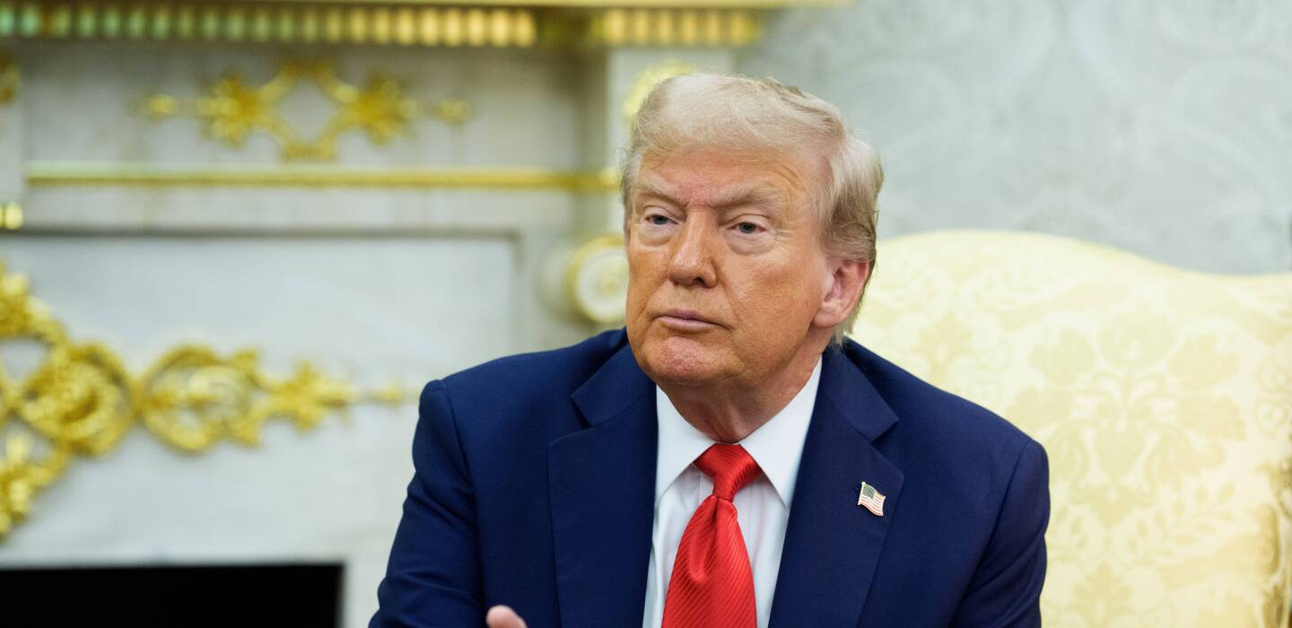 Guerre en Ukraine : pris entre la Russie et l'Europe, Donald Trump temporise