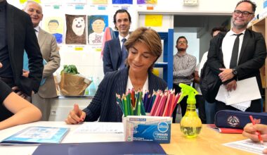Martine Vassal de retour sur les bancs du collège pour faire oublier sa rentrée catastrophe