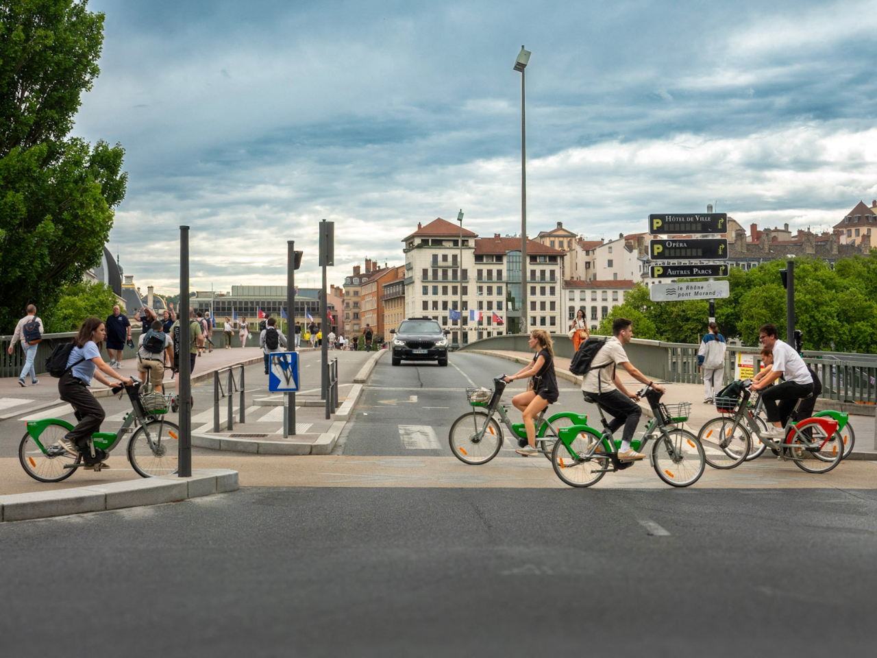 Les écologistes ont-ils fait de Lyon la capitale du vélo ? Ce qu'en pensent les Lyonnais