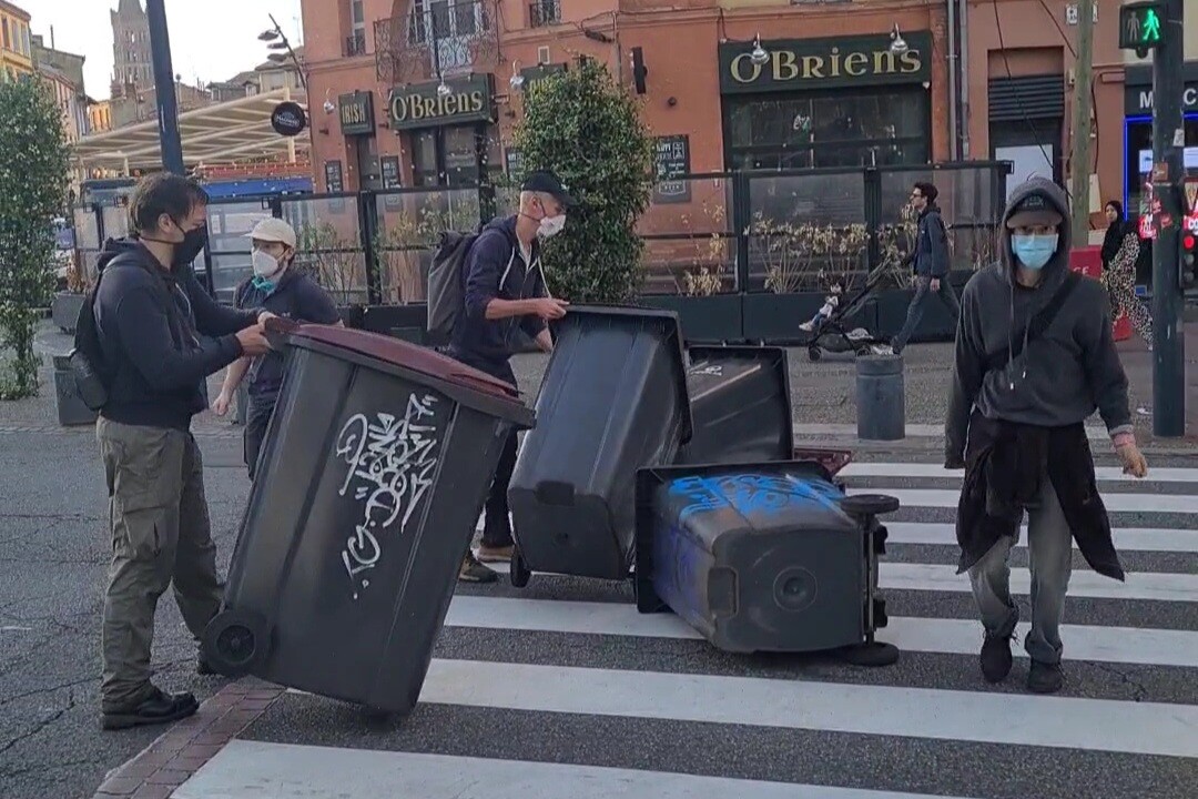 "Bloquons tout". Incendies, barrages express, suivi en direct… Comment les manifestants ont ciblé Toulouse