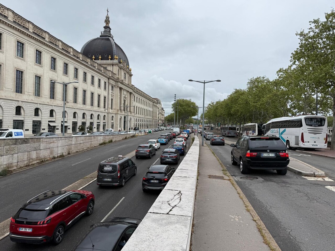 Lyon. L'automobiliste agacé par une décision de la Métropole désavoué par la justice