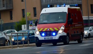 violente collision voiture-moto, l'avenue de la Liberté paralysée