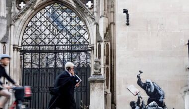 Publication Instagram sur le compte de Banksy. Royal Courts of Justice, Londres