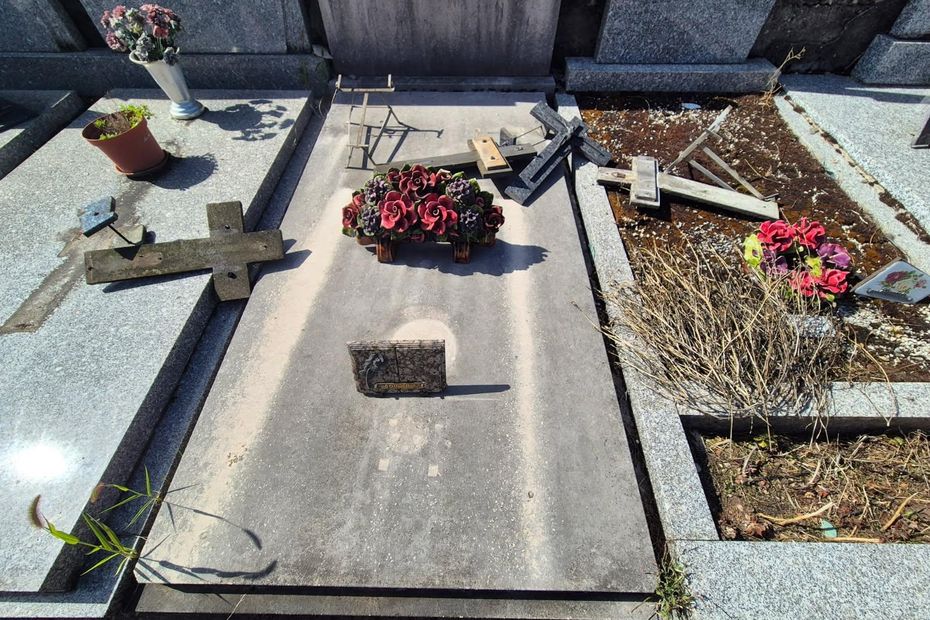 croix arrachées, statues d’anges brisées... Un cimetière vandalisé près de Grenoble