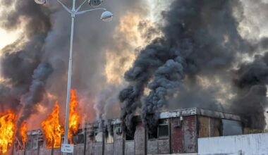un incendie en cours, le trafic SNCF perturbé