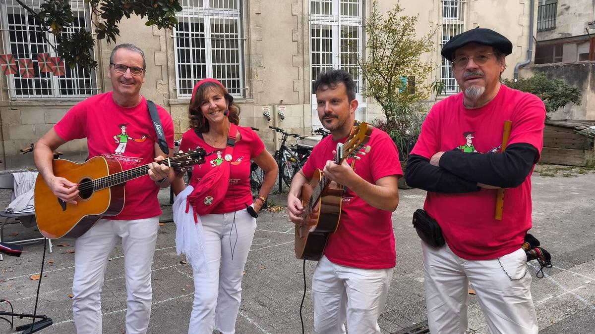 À Bordeaux, la place des Basques fête ses 40 ans