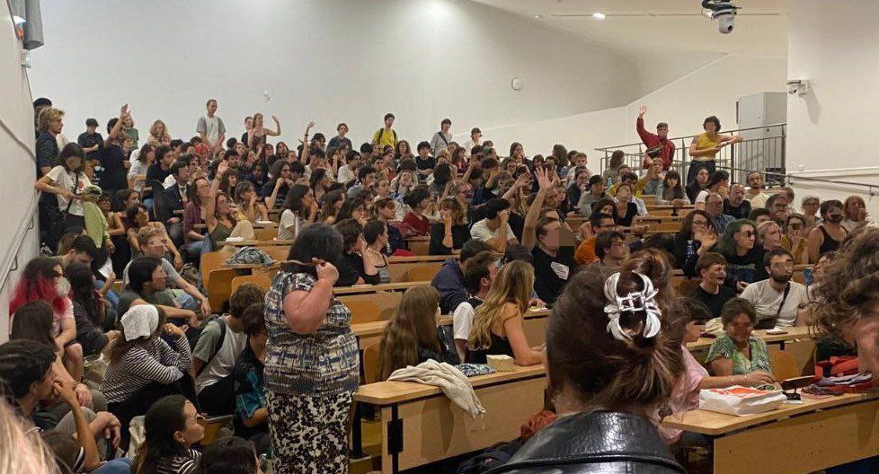 plus de 500 étudiants et personnels présents en AG dans les facs lyonnaises !