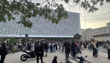 l'accès à la faculté de sciences est bloqué par le SCUM