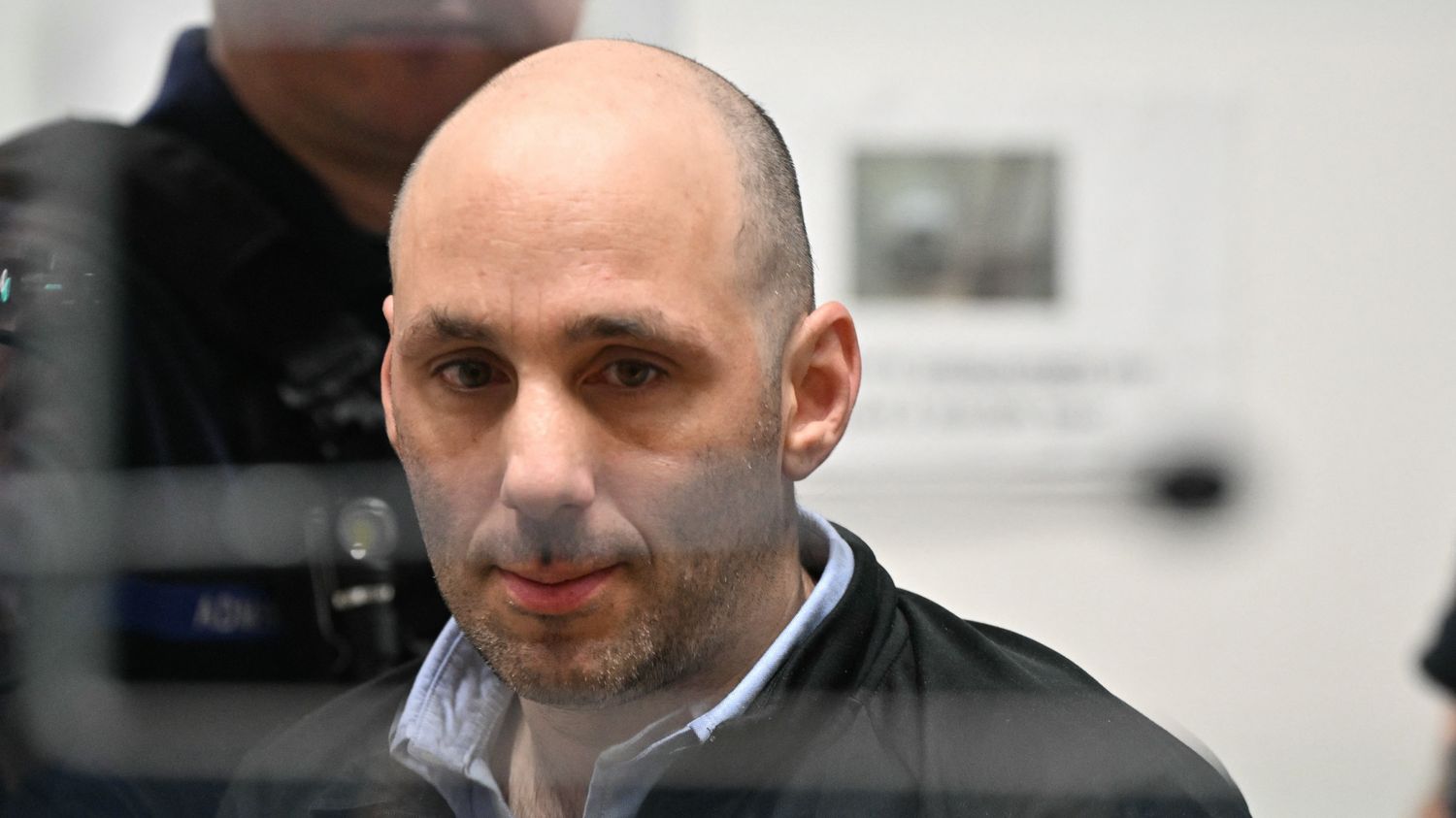 l'accusé "montre peu d'affect envers la victime", selon l'expert psychologue qui l'a interrogé