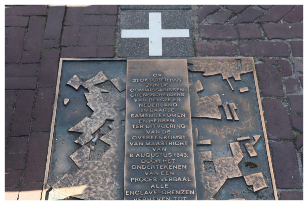 À moins de deux heures de Lille, cette ville de Belgique a la frontière la plus « bizarre » du monde