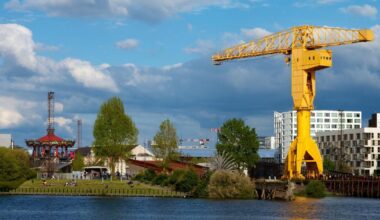 fragilisées, les mythiques grues Titan jaune et grise vont faire l’objet de travaux