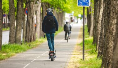 À Nice, le port du casque obligatoire pour les usagers des trottinettes électriques