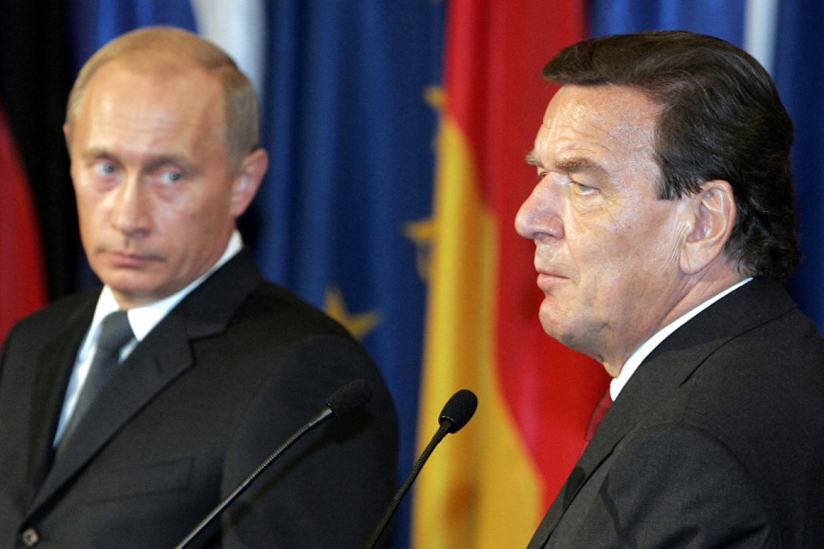 Liens Allemagne-Poutine et gaz russe : Gerhard Schröder défend son chantier maudit de Nord Stream 2 - 17/10/2025 à 17:01