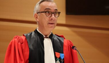 cinq personnes en garde à vue