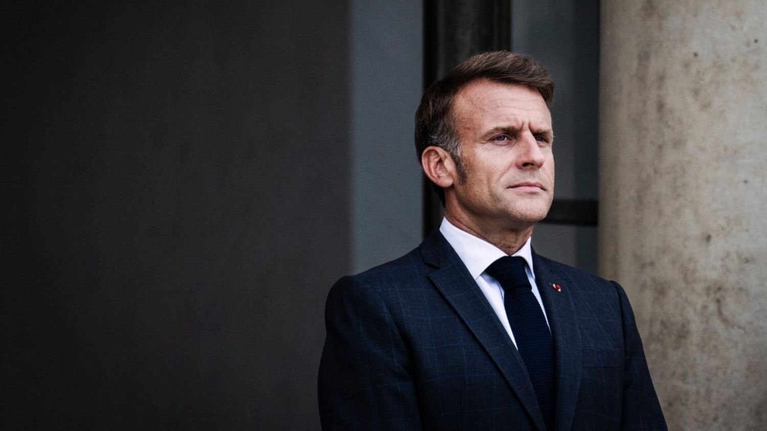 Emmanuel Macron invite les chefs des partis, sauf ceux de LFI et du RN, à 14h30 à l'Elysée