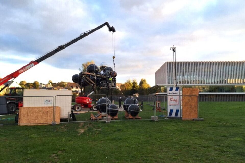 Caen - sculpture - Molecular Clouds - Vincent Leroy - montage - Millénaire