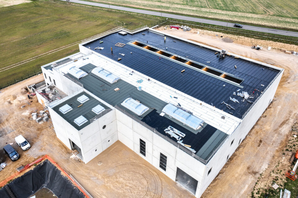 Usine lin zone d'activité de la Maison-Rouge de Malleville-sur-le-Bec