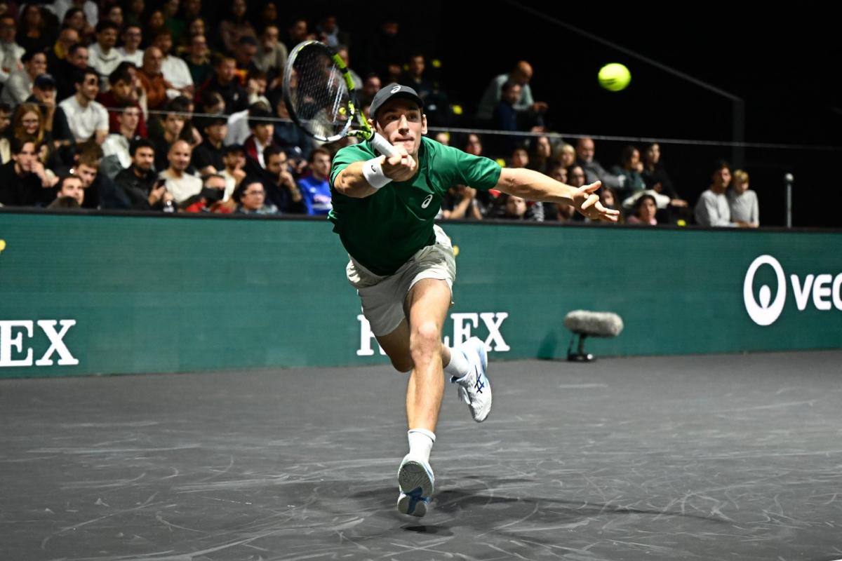 Valentin Royer éliminé par Sebastian Korda, aucun Français n'a réussi à s'extirper des qualifications du Rolex Paris Masters - L'Équipe