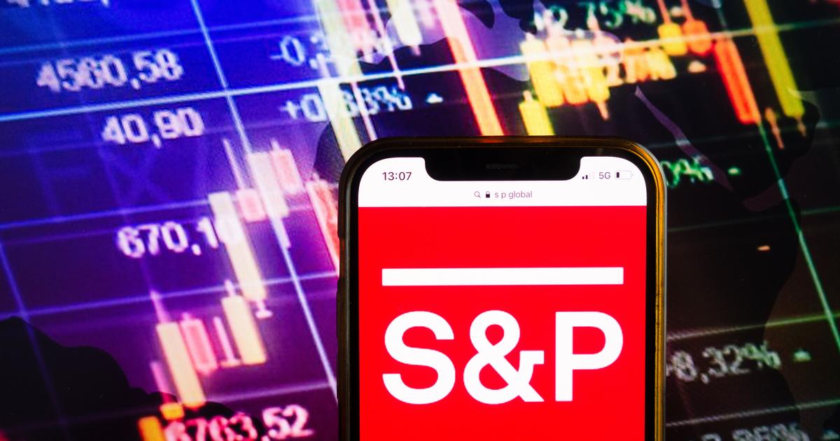 S&P abaisse la note de la France à A+, incertitude «élevée» sur les finances publiques