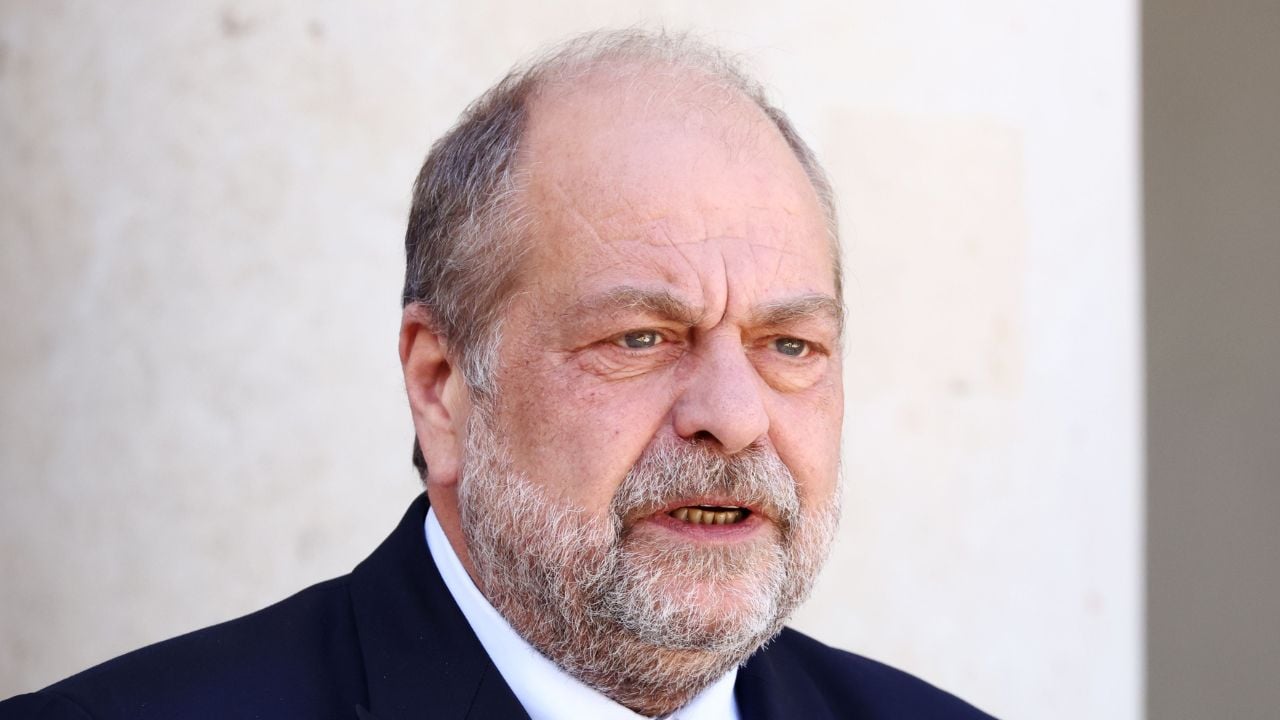 Éric Dupond-Moretti "bientôt OQTF à Nice" après sa violente dispute avec Christian Estrosi dans un restaurant, "On sort, si tu veux ?"