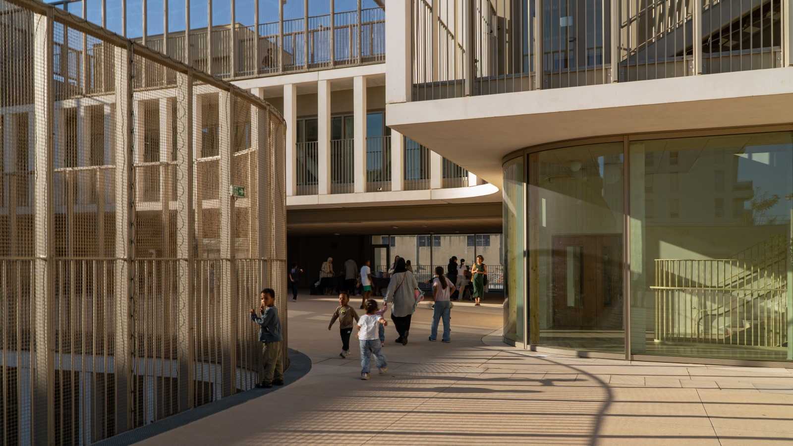 Dans les quartiers neufs d'Euroméditerranée, la vie étriquée des nouveaux habitants